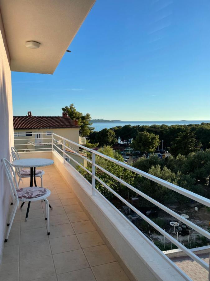 Apartment Maxim Primosten Luaran gambar